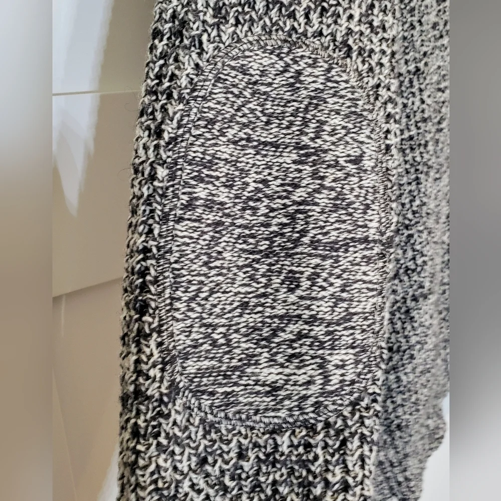 Sonoma Marled Crewneck Sweater Pullover Black White Knit Patch Elbows Sz Medium